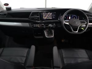 Volkswagen Caravelle 2.0BiTDI Highline 4Motion - Image 17