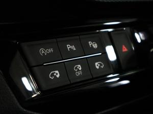 Volkswagen Caravelle 2.0BiTDI Highline 4Motion - Image 20