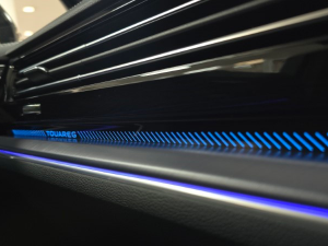 Volkswagen Touareg V6 TDI R-Line - Image 14