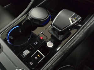 Volkswagen Touareg V6 TDI R-Line - Image 25