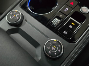 Volkswagen Touareg V6 TDI R-Line - Image 8