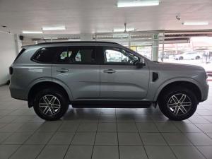 Ford Everest 2.0D BI-TURBO XLT automatic - Image 6
