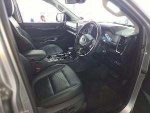 Ford Everest 2.0D BI-TURBO XLT automatic - Image 8