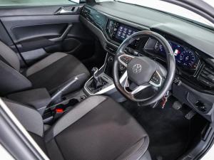 Volkswagen Polo hatch 1.0TSI Life manual - Image 10