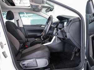 Volkswagen Polo hatch 1.0TSI Life manual - Image 12