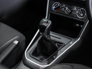 Volkswagen Polo hatch 1.0TSI Life manual - Image 19