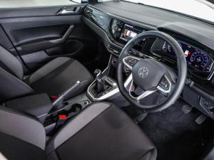 Volkswagen Polo hatch 1.0TSI Life manual - Image 11