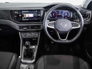 Volkswagen Polo hatch 1.0TSI Life manual - Image 16