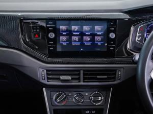 Volkswagen Polo hatch 1.0TSI Life manual - Image 19