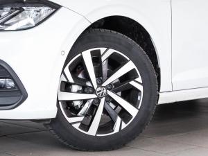 Volkswagen Polo hatch 1.0TSI Life manual - Image 3