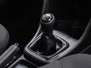 Volkswagen Polo Vivo hatch 1.4 Trendline - Image 21