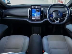 Volvo EX30 Single Motor Extended Range Plus - Image 10