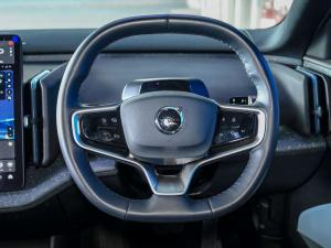 Volvo EX30 Single Motor Extended Range Plus - Image 12