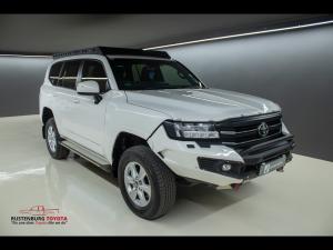 Toyota Land Cruiser 300 3.3D GX-R - Image 1