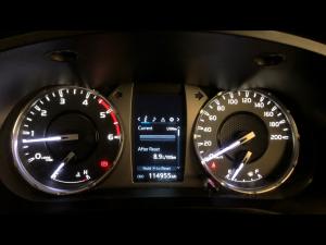 Toyota Hilux 2.4GD-6 single cab Raider manual - Image 9