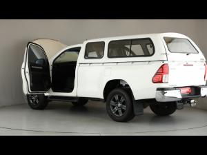 Toyota Hilux 2.4GD-6 single cab Raider manual - Image 25