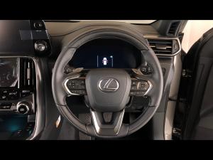 Lexus LX 700h Overtrail - Image 8