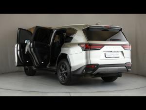 Lexus LX 700h Overtrail - Image 25
