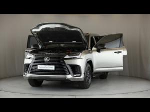 Lexus LX 700h Overtrail - Image 28