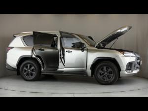 Lexus LX 700h Overtrail - Image 30