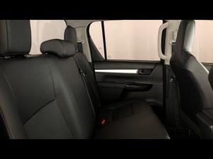 Toyota Hilux 2.4GD-6 double cab SR - Image 12
