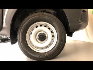 Toyota Hilux 2.4GD-6 double cab SR - Image 17