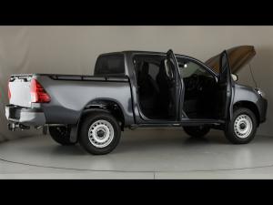 Toyota Hilux 2.4GD-6 double cab SR - Image 31