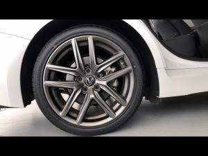 Lexus IS 300h SE - Image 20