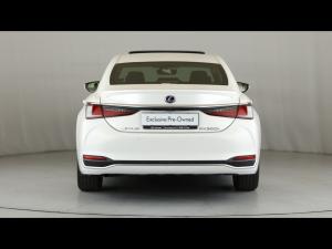 Lexus ES 300h EX - Image 5