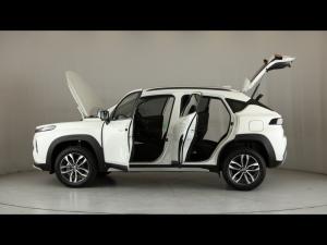 Toyota Starlet Cross 1.5 XR auto - Image 26