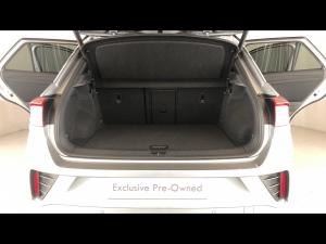 Volkswagen T-Roc 2.0TSI 4Motion R-Line - Image 13