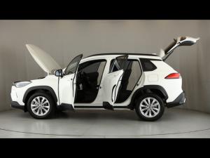 Toyota Corolla Cross 1.8 XS - Image 26