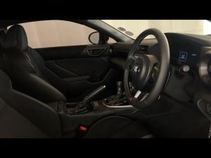 Toyota GR86 2.4 auto - Image 10