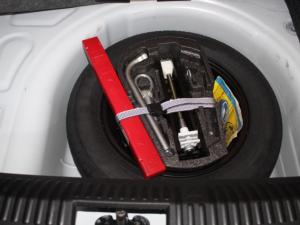 Volkswagen Polo Vivo 1.6 Life TIP - Image 9