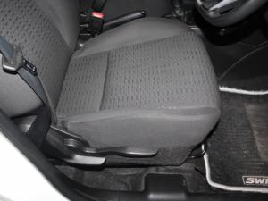 Suzuki Swift 1.2 GL - Image 17