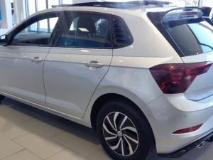 Volkswagen Polo 1.0 TSI Life - Image 6
