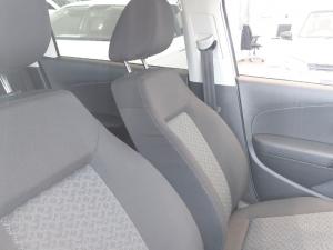 Volkswagen Polo Vivo 1.6 Life TIP - Image 10