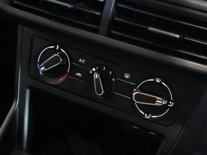 Volkswagen Polo hatch 1.0TSI - Image 12