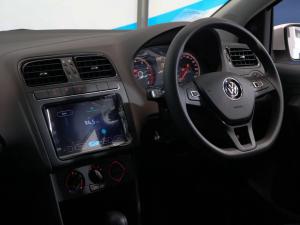 Volkswagen Polo Vivo hatch 1.6 Life - Image 17