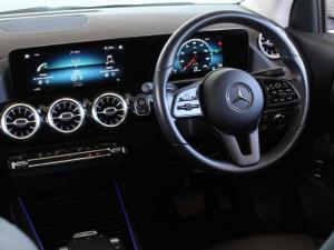 Mercedes-Benz GLA GLA200d - Image 16