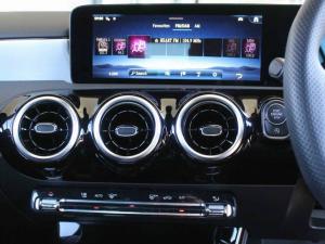 Mercedes-Benz A-Class A200 hatch Progressive - Image 12