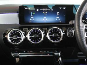 Mercedes-Benz CLA CLA200 Progressive - Image 12