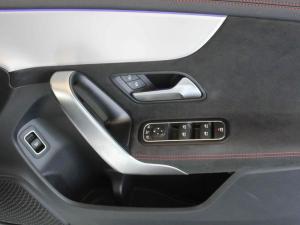 Mercedes-Benz CLA CLA200 Progressive - Image 14