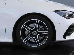 Mercedes-Benz CLA CLA200 Progressive - Image 23