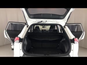 Toyota Corolla Cross 1.8 XS - Image 13