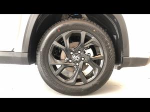 Toyota Urban Cruiser 1.5 XR manual - Image 17