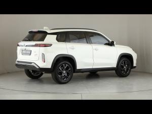 Toyota Urban Cruiser 1.5 XR manual - Image 2