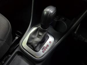 Volkswagen Polo Vivo hatch 1.6 Life - Image 9