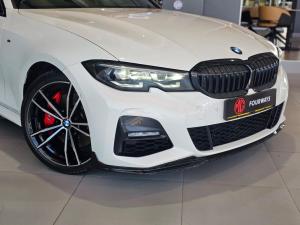 BMW 3 Series 320i Mzansi Edition - Image 5