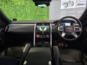 Land Rover Discovery D300 R-Dynamic HSE - Image 12